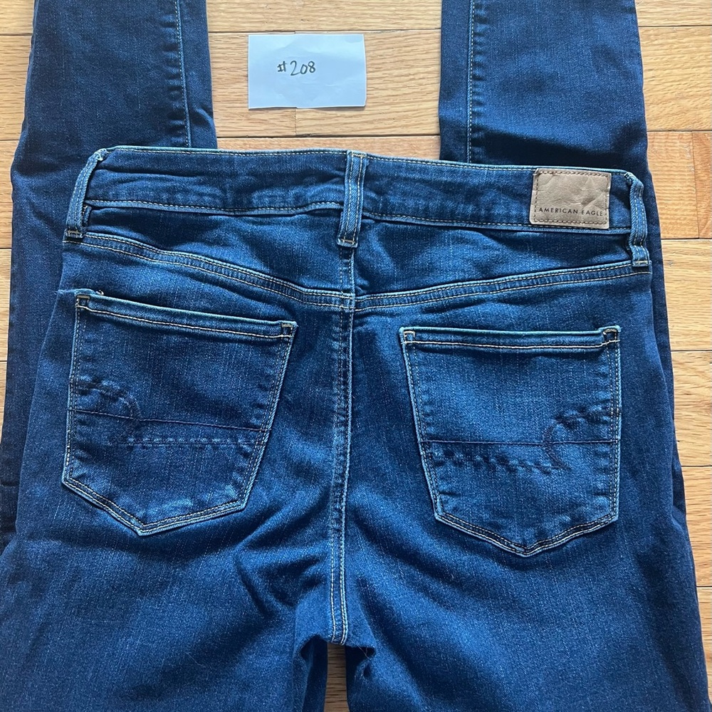 EUC American Eagle Outfitters Woman’s size 10 Next Level Stretch Jegging Jeans
